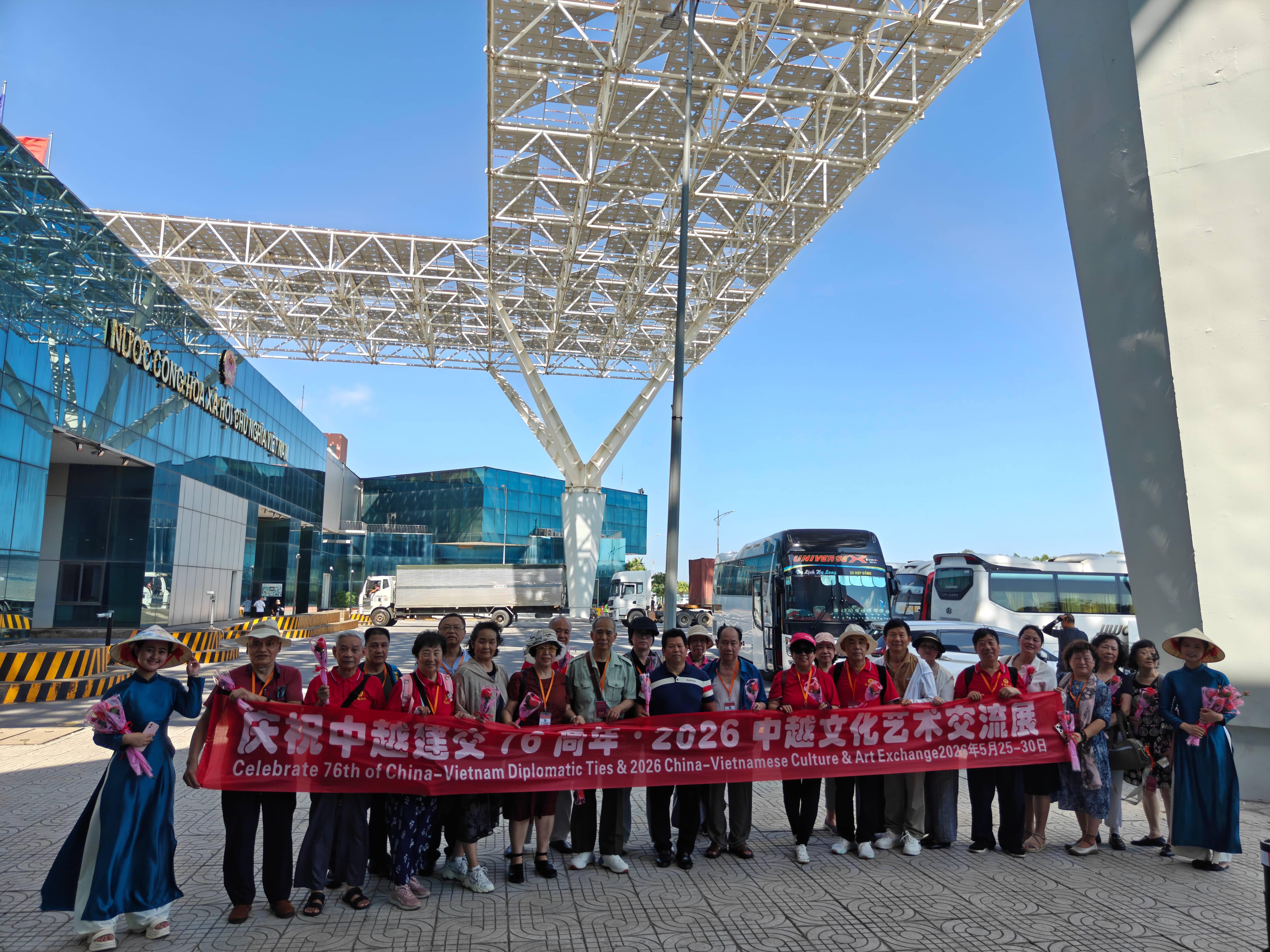 走进越南  庆祝中越建交76周年文化艺术交流展中国书画万里行  系列报道（二）-图片8